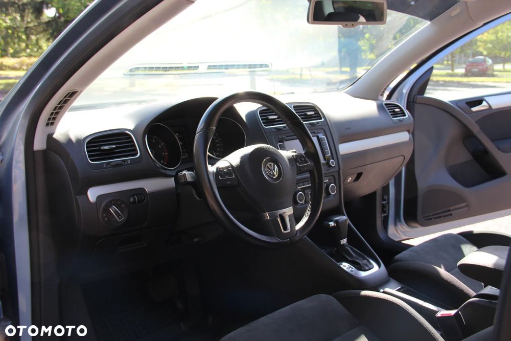 Volkswagen Golf - 17