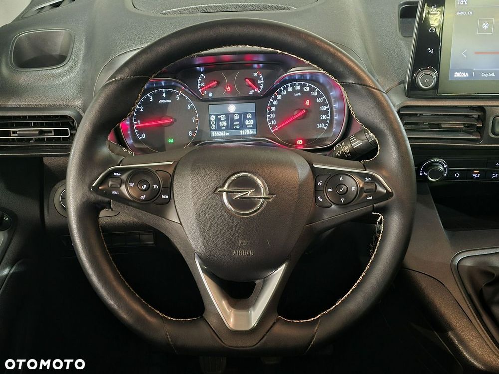 Opel Combo - 22