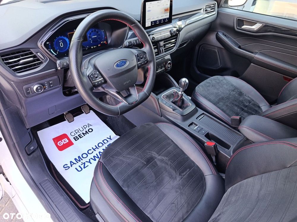 Ford Kuga 1.5 EcoBoost FWD ST-Line X - 10