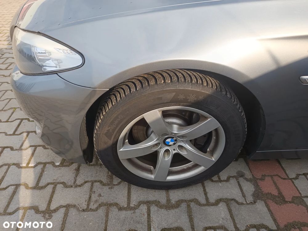 BMW Seria 5 525d - 4
