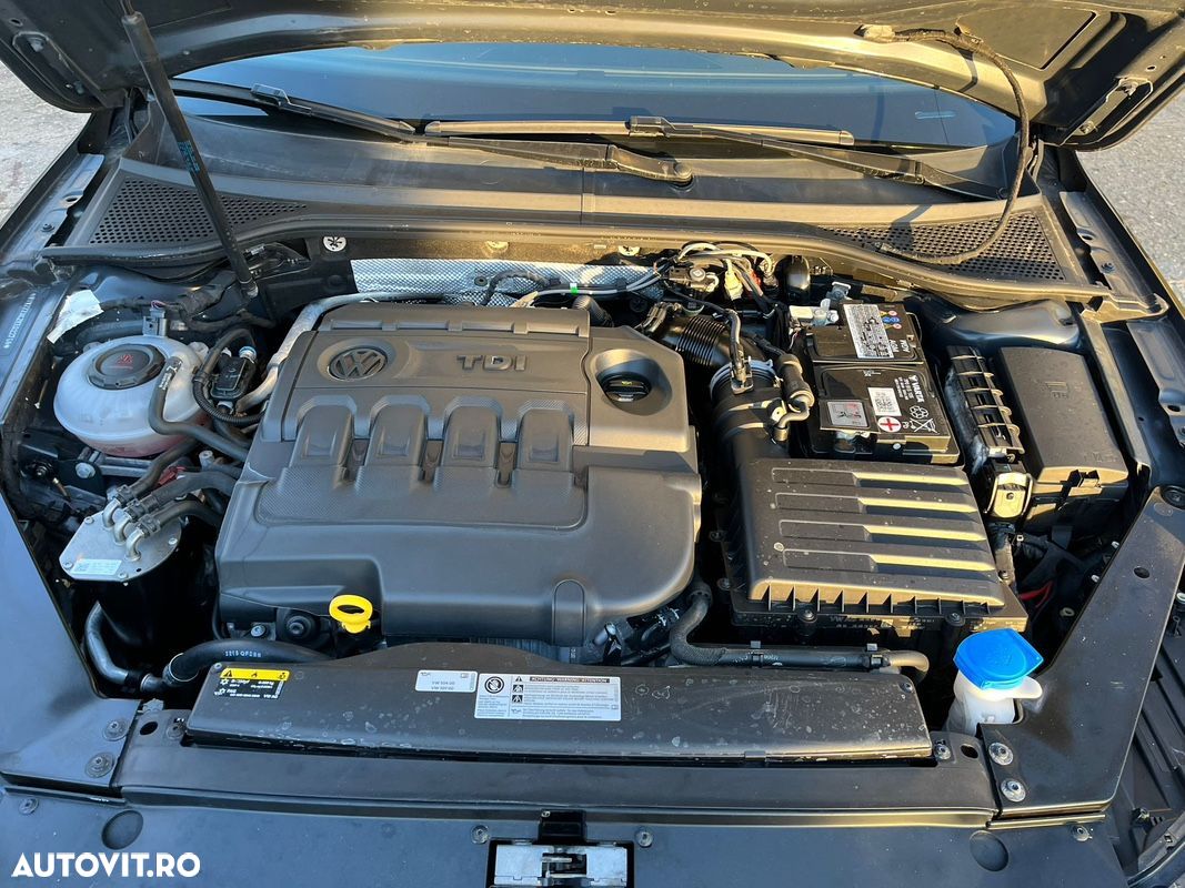 Volkswagen Passat - 28