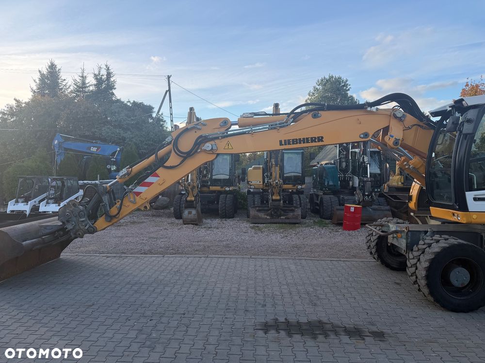 Liebherr A 918 Compact - 11