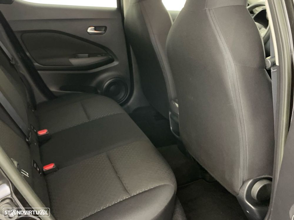 Nissan Juke 1.0 DIG-T N-Connecta DCT - 23