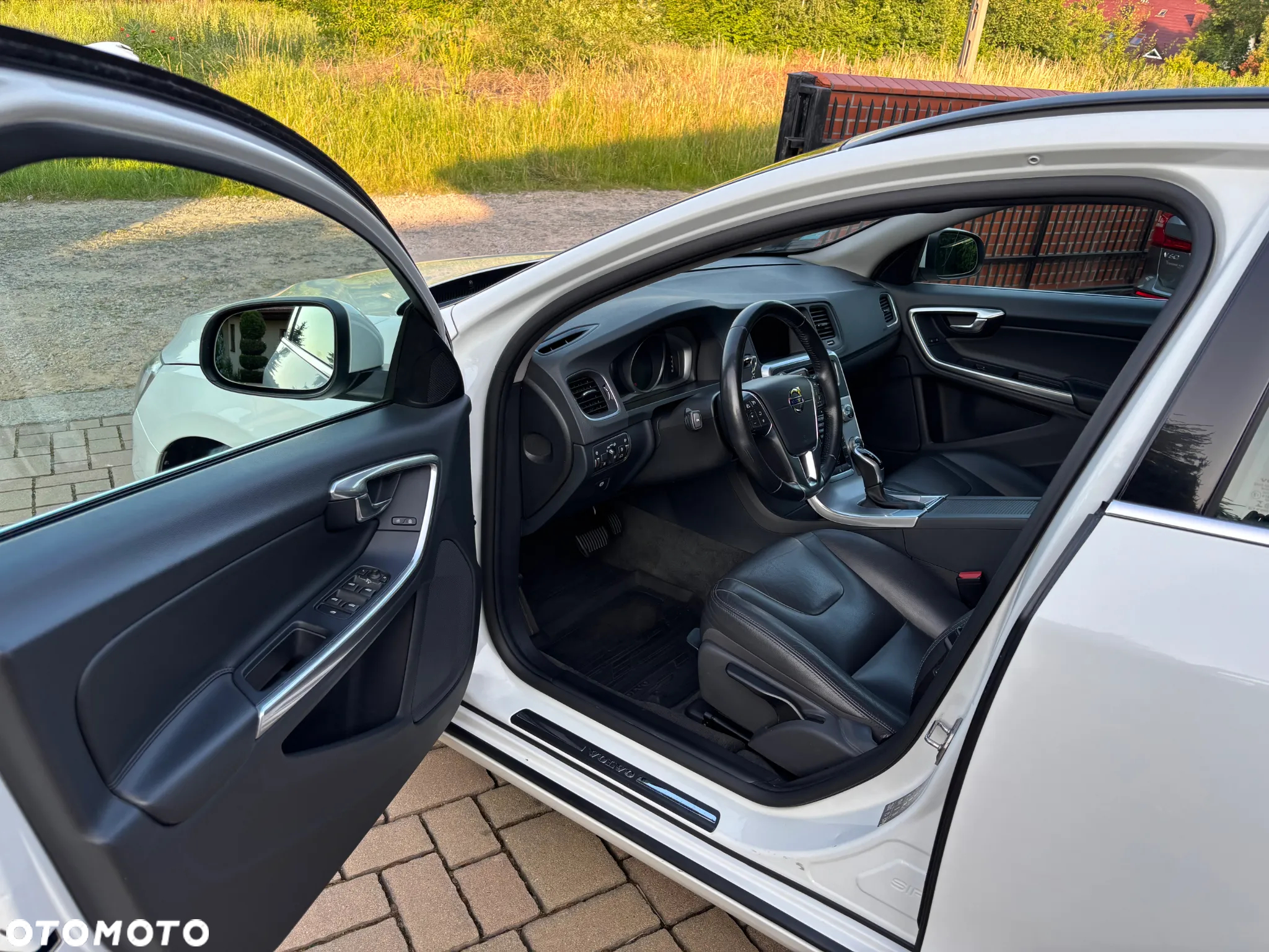 Volvo V60 D3 AWD Momentum - 12
