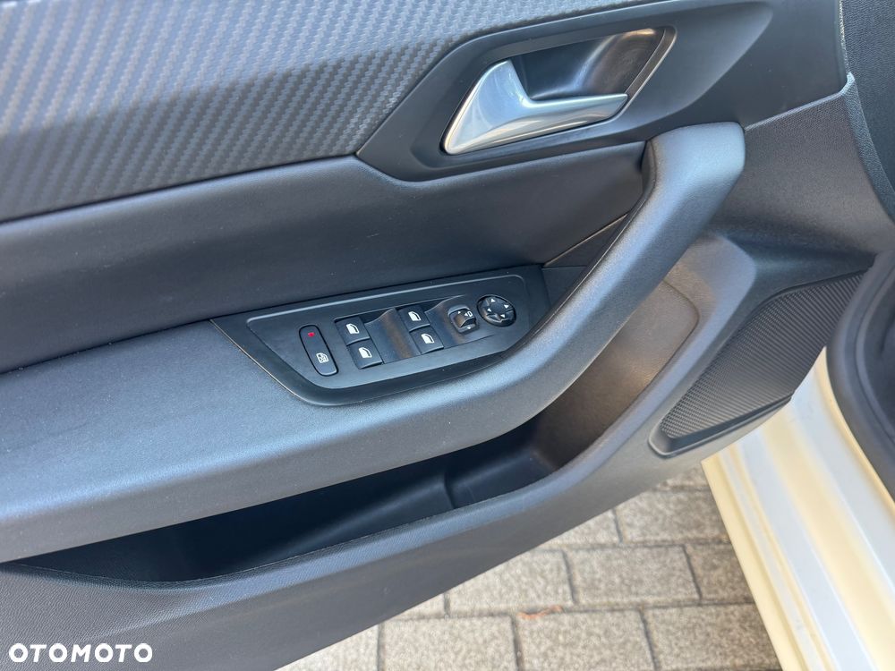 Peugeot 508 1.2 PureTech Allure Pack S&S EAT8 - 21