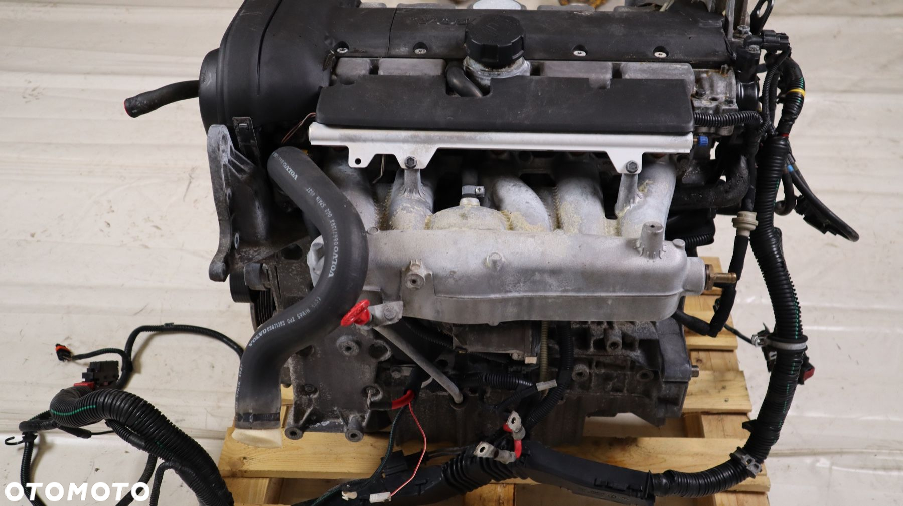 VOLVO XC70 2.5T SILNIK B5254T2 - 8