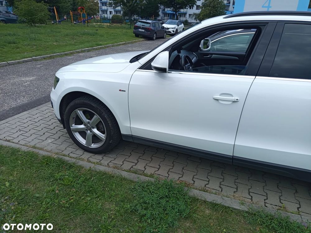 Audi Q5 2010 photo 4