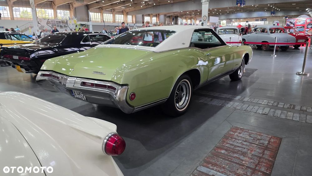 Buick Riviera - 4