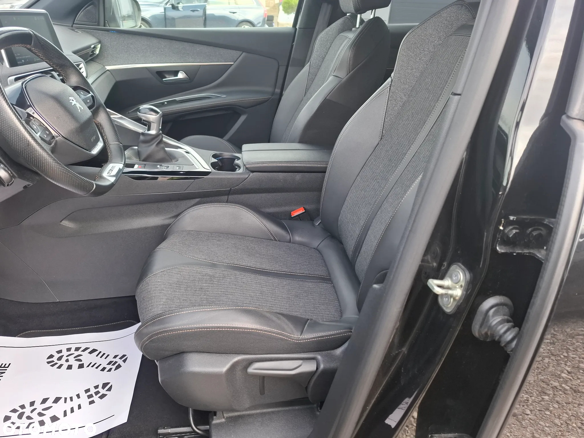 Peugeot 3008 1.2 PureTech GT S&S - 30