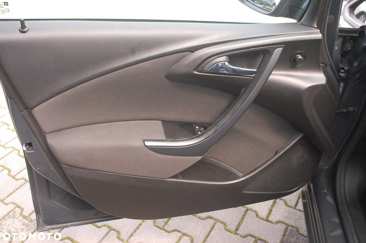 Opel Astra - 28
