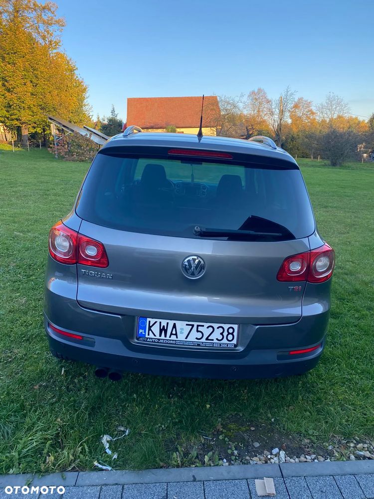 Volkswagen Tiguan - 3