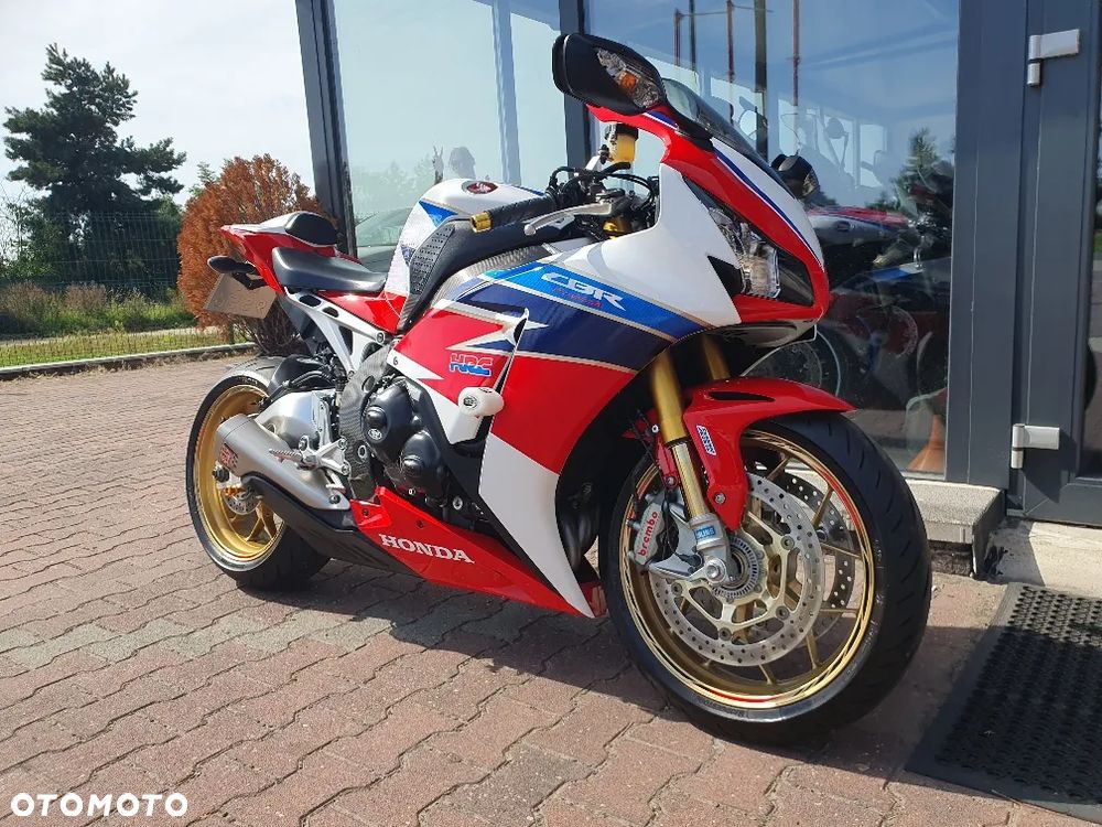 Honda CBR - 23
