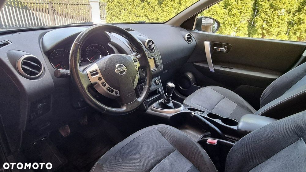 Nissan Qashqai - 11