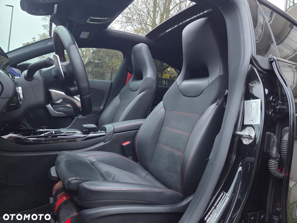Mercedes-Benz CLA - 17
