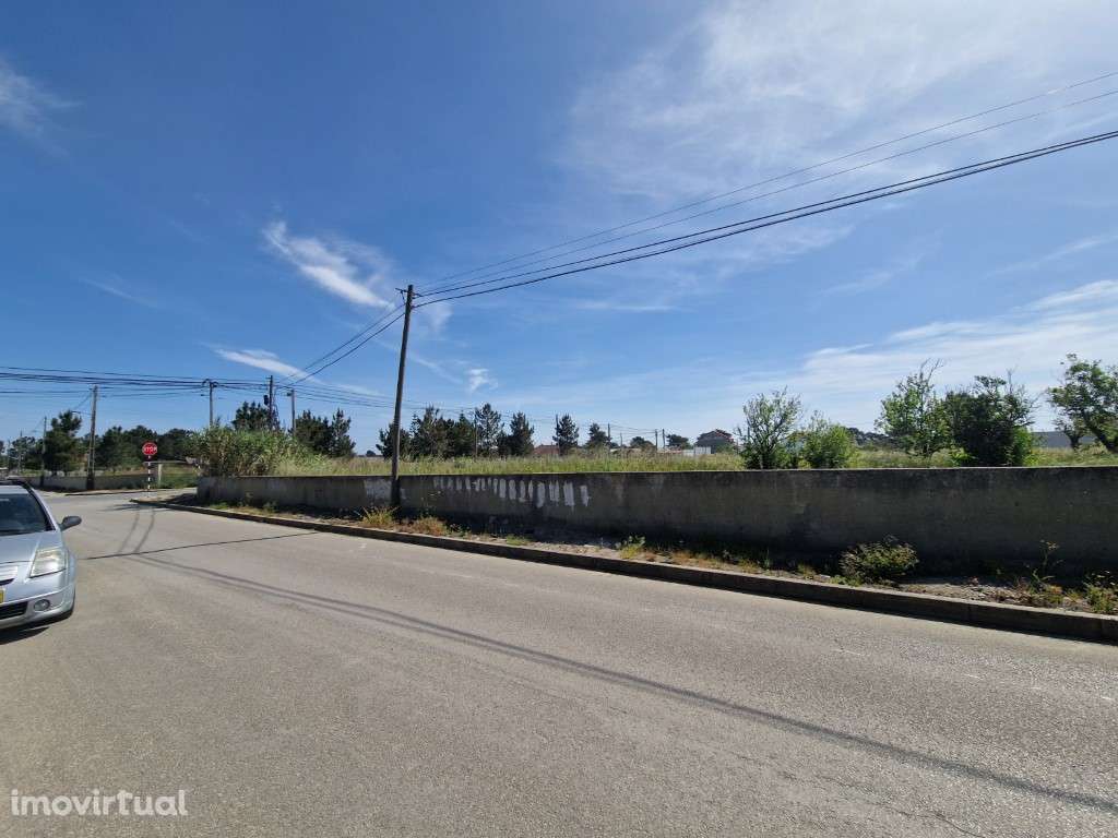 Quintinha 5093m * * * localizada na Quinta das Laranjeiras / Fernão... - Grande imagem: 2/2