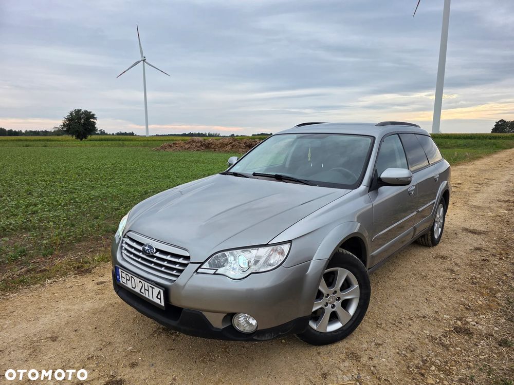 Subaru Outback - 1