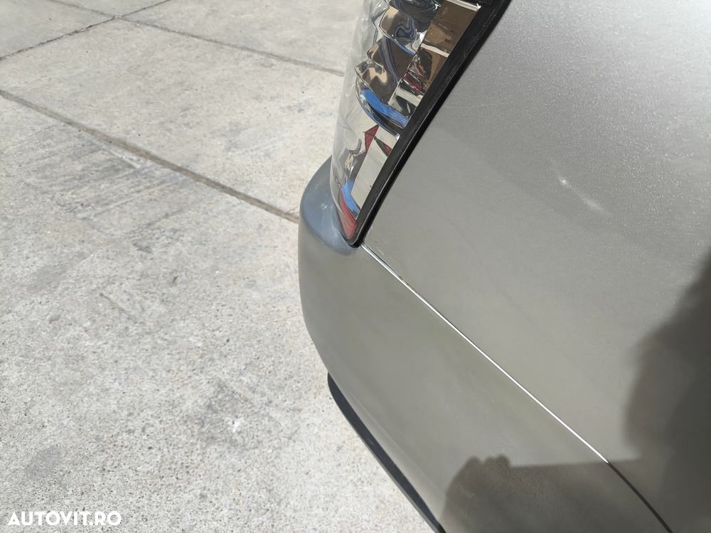 Toyota Prius - 2