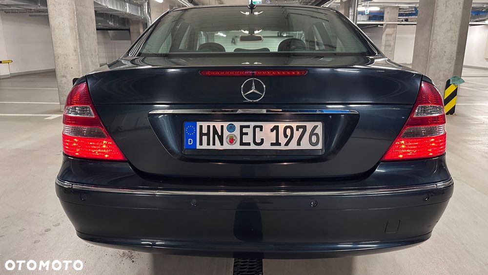 Mercedes-Benz Klasa E - 24
