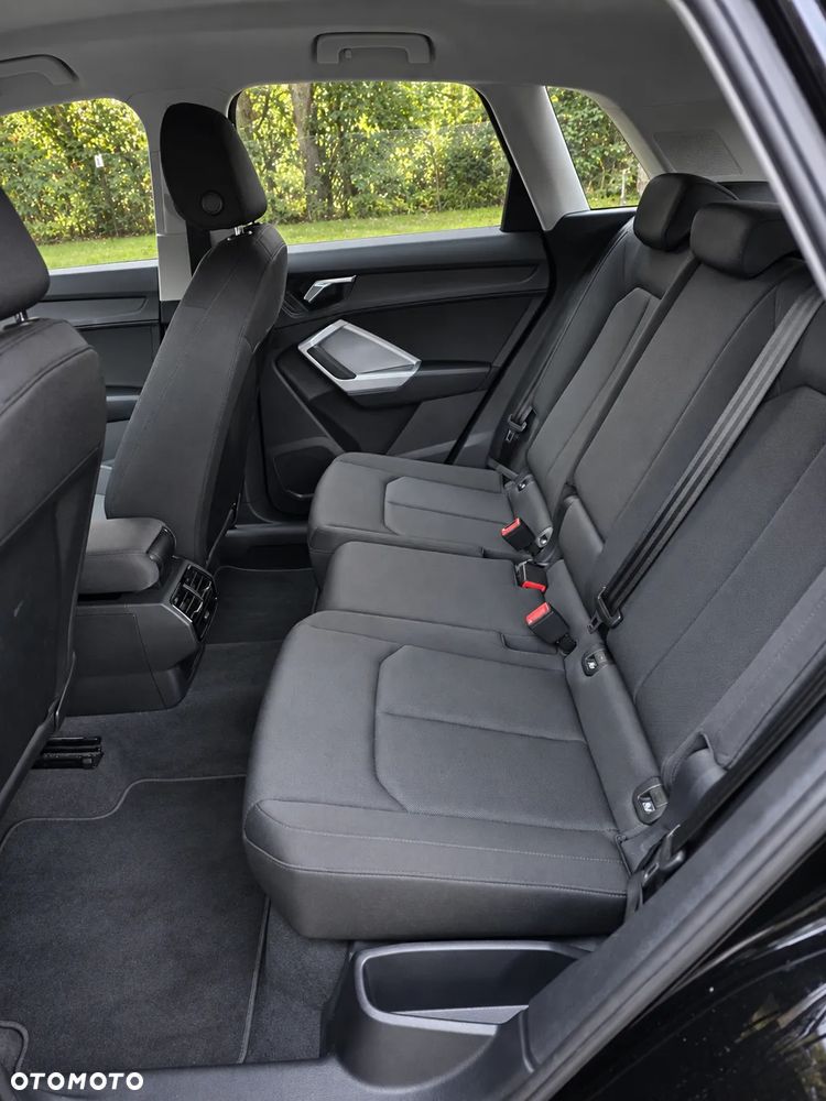 Audi Q3 35 TDI S tronic - 17