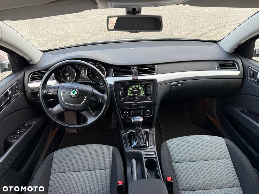 Skoda Superb 2.0 TDI DSG Elegance - 15