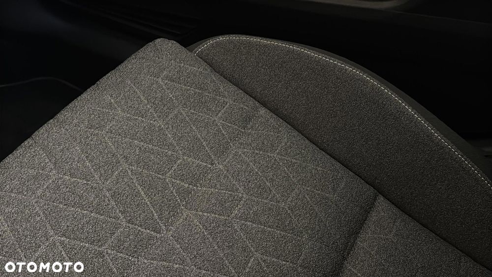 Volkswagen Passat Variant 2.0 TDI SCR Business DSG - 33