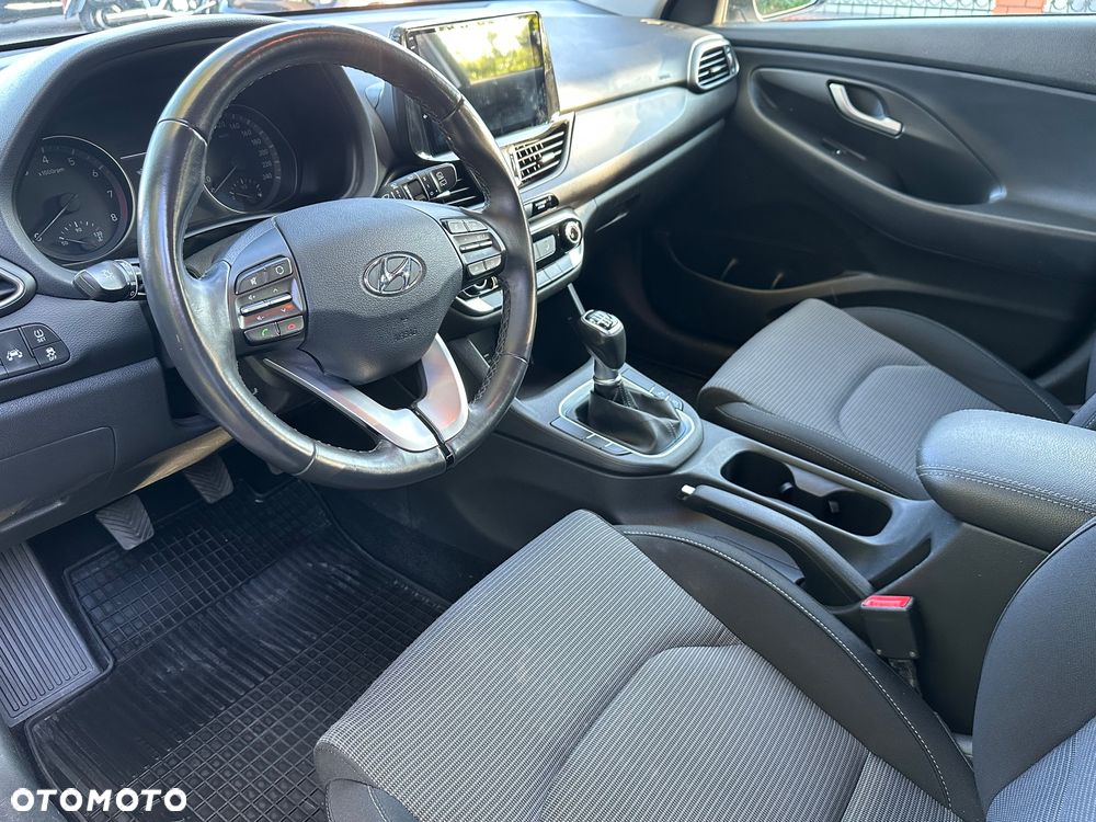 Hyundai i30 1.4 Select - 18