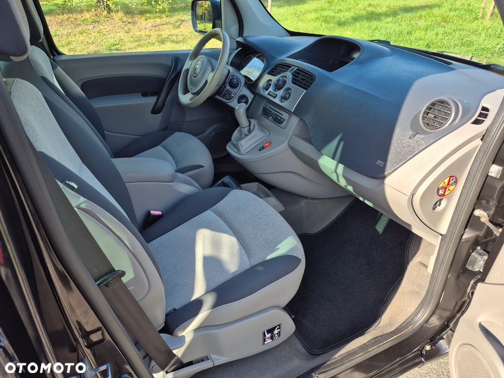 Renault Kangoo 1.6 16V 105 Luxe - 11