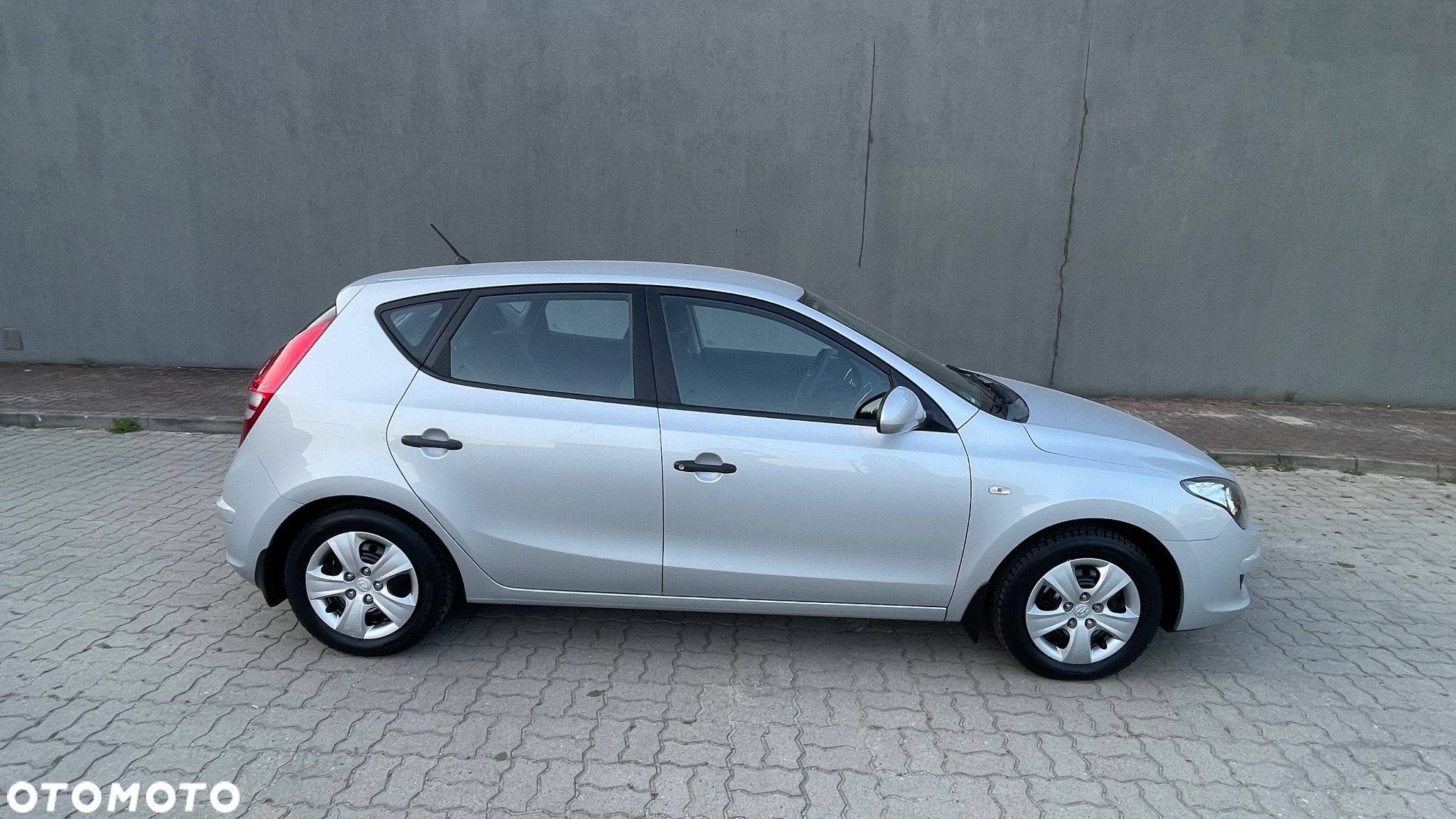 Hyundai i30 1.4 Base + EU5 - 9
