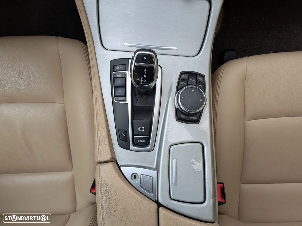 BMW 525 d Line Luxury Auto - 19