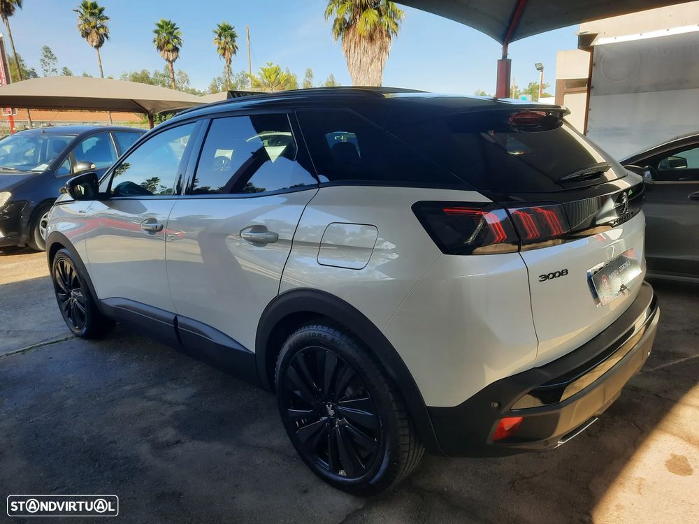 Peugeot 3008 1.6 Hybrid GT Pack e-EAT8 - 17