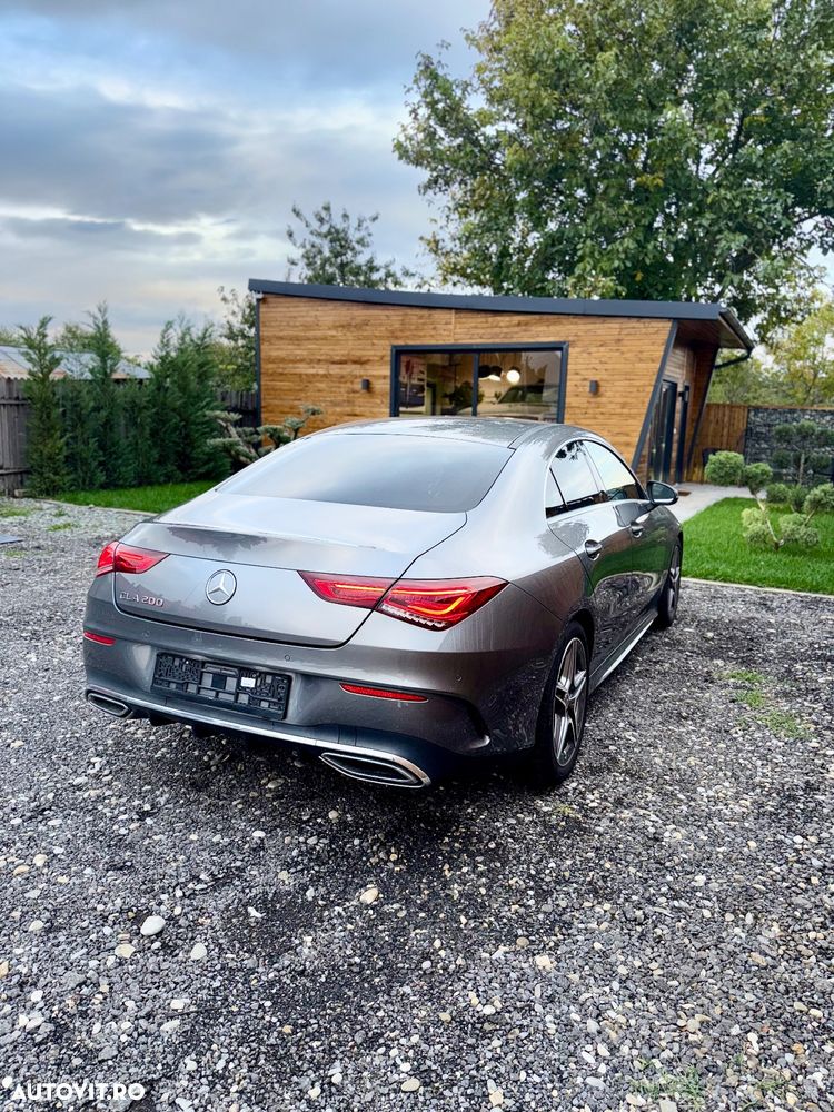 Mercedes-Benz CLA 200 7G-DCT AMG Line - 5