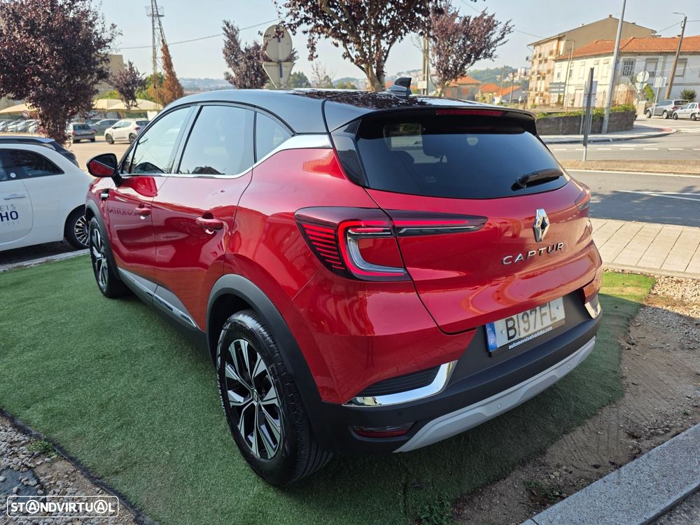 Renault Captur 1.0 TCe Techno Bi-Fuel - 32