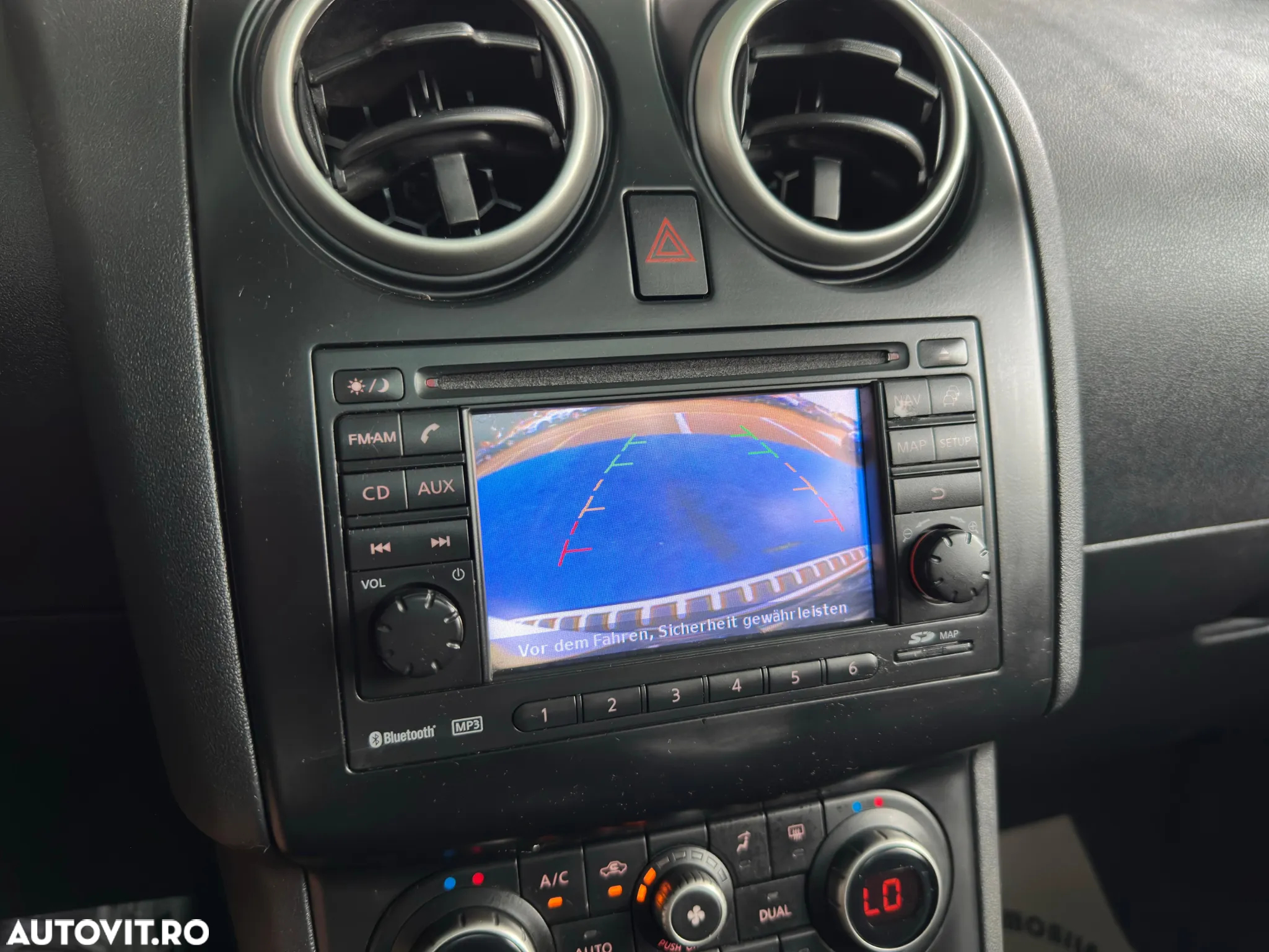 Nissan Qashqai 2.0 DCI 4 x 4 DPF acenta - 11