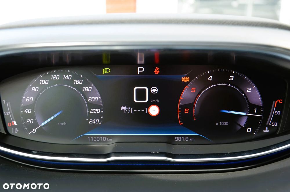 Peugeot 5008 BlueHDi 130 EAT8 Allure - 26