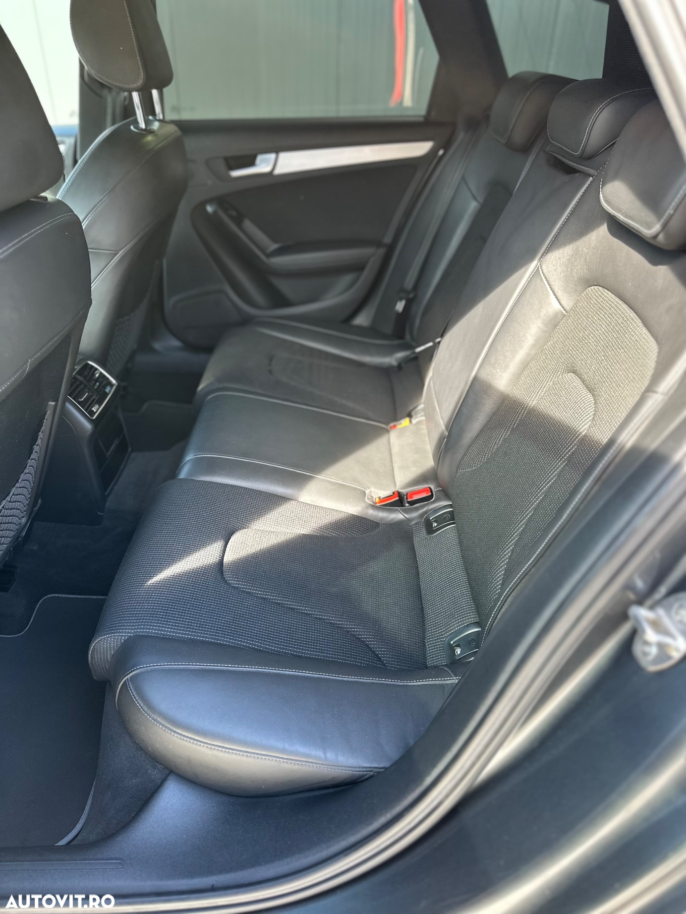 Audi A4 2.0 TDI Avant - 8