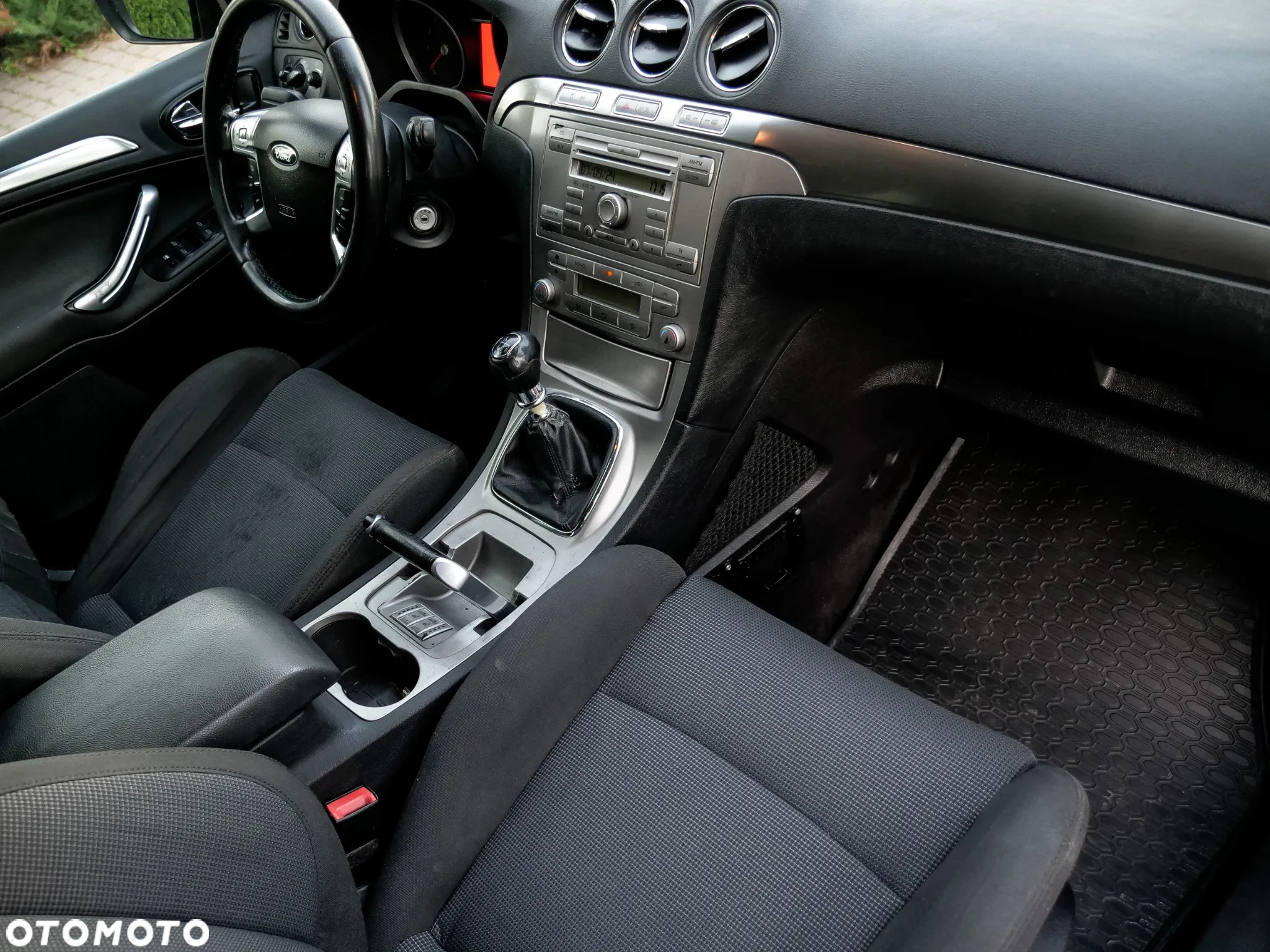 Ford S-Max - 25