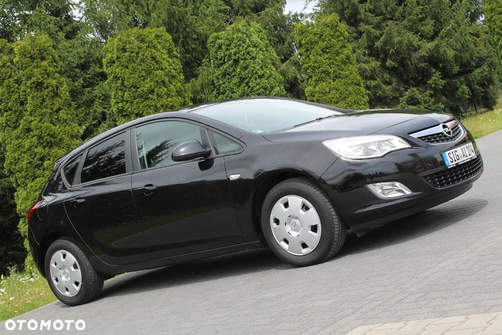 Opel Astra 1.4 Sport - 9