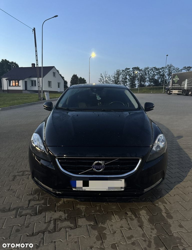 Volvo V40 D3 Momentum - 5