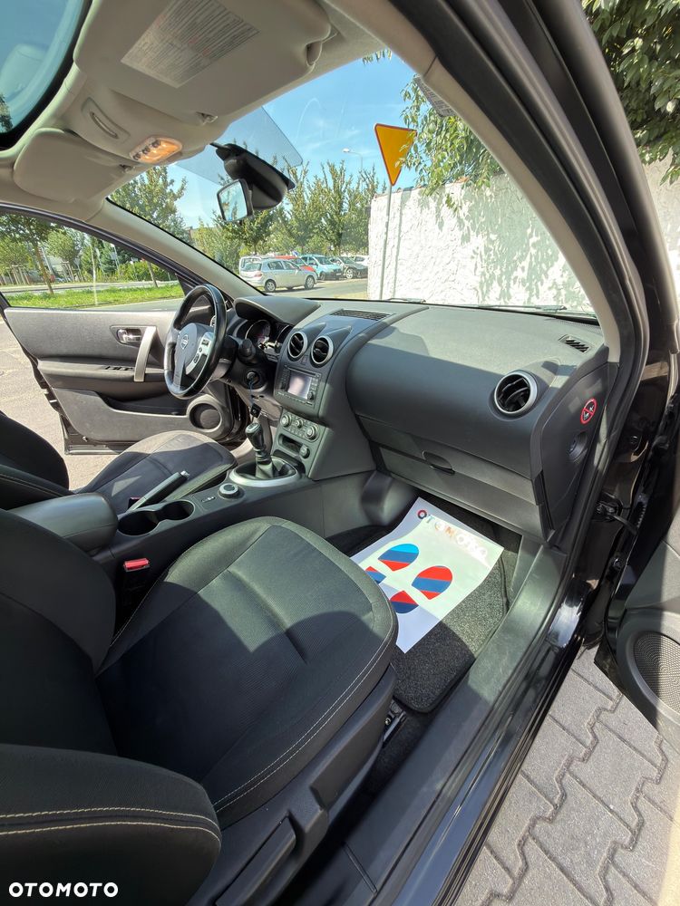 Nissan Qashqai 2.0 4x4 Tekna Premium - 8