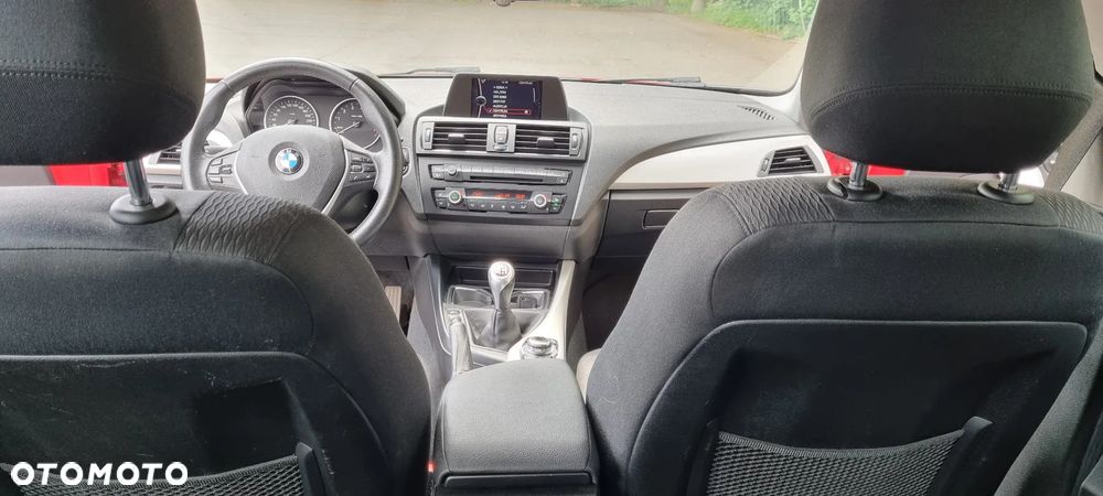 BMW Seria 1 116i - 18
