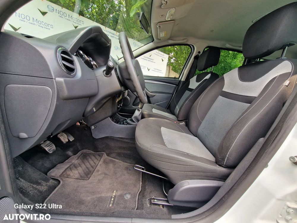 Dacia Duster 1.6 SCe Comfort - 17