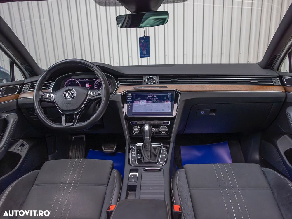 Volkswagen Passat Alltrack 2.0 TDI DSG 4Motion - 32