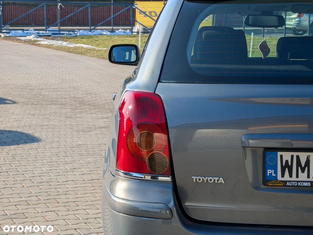 Toyota Avensis 1.8 VVT-i Edition - 12