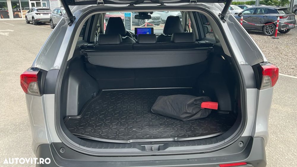 Toyota RAV4 2.5 VVT-iE 4x4 Luxury - 11