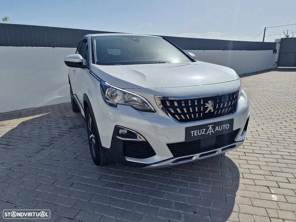 Peugeot 3008 PureTech 130 Stop & Start EAT6 Allure - 1