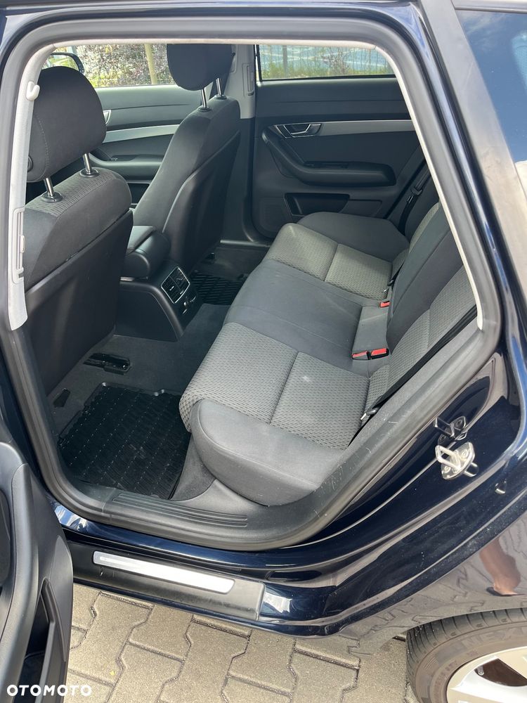 Audi A6 Avant 2.4 - 19