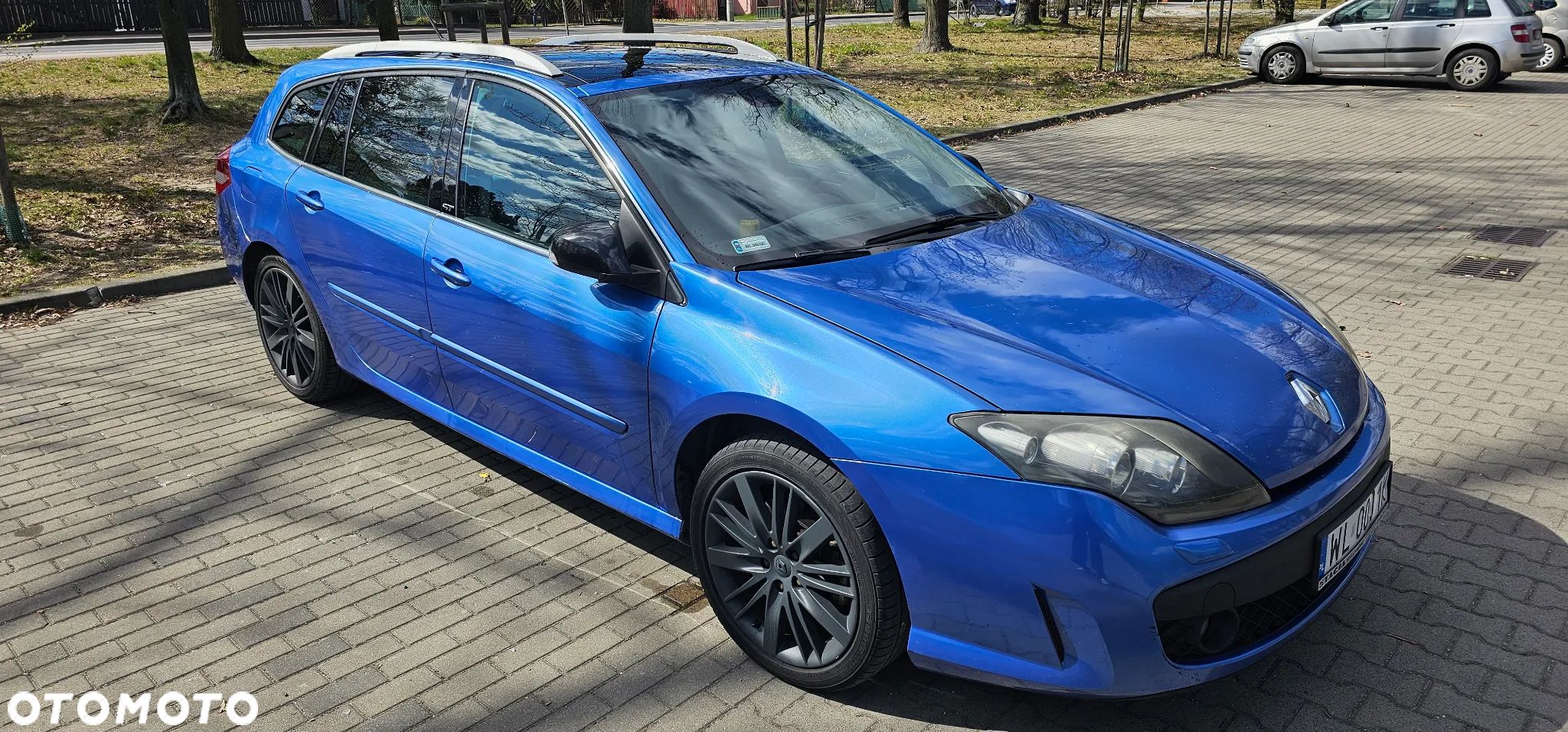Renault Laguna Grandtour 2.0 dCi FAP GT - 1