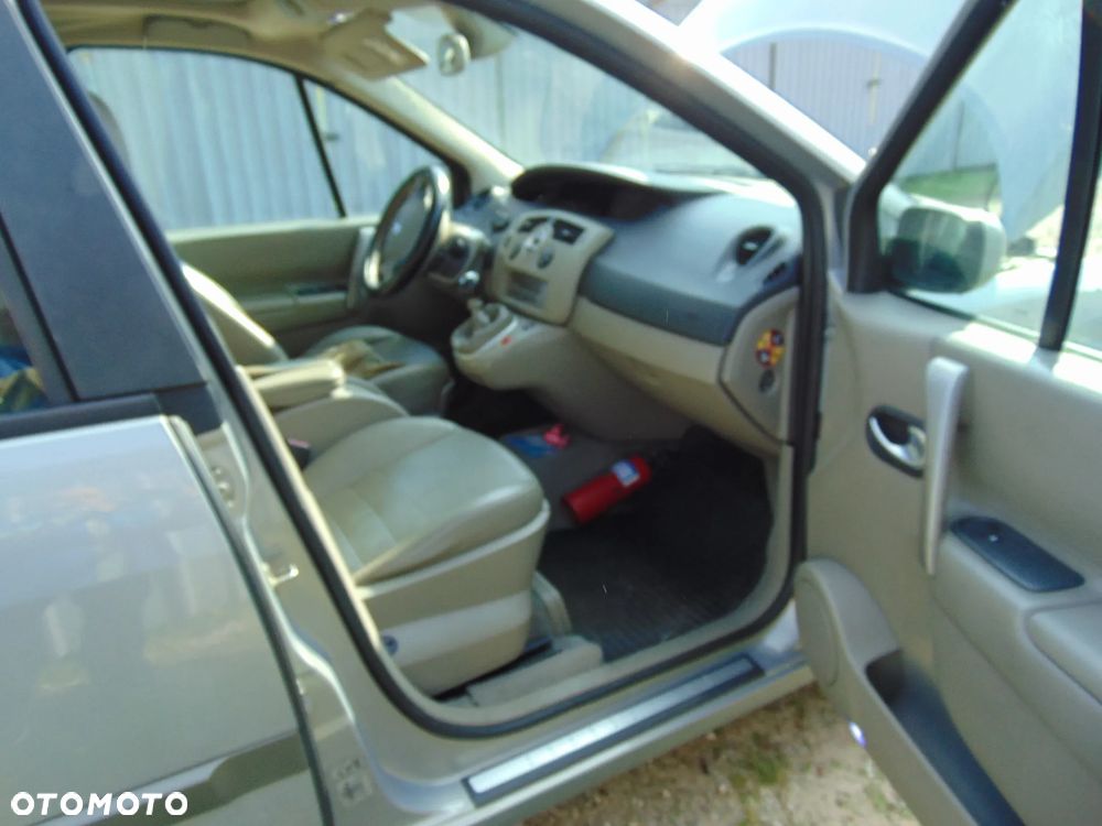 Renault Scenic 2.0T 16V Privilege - 8