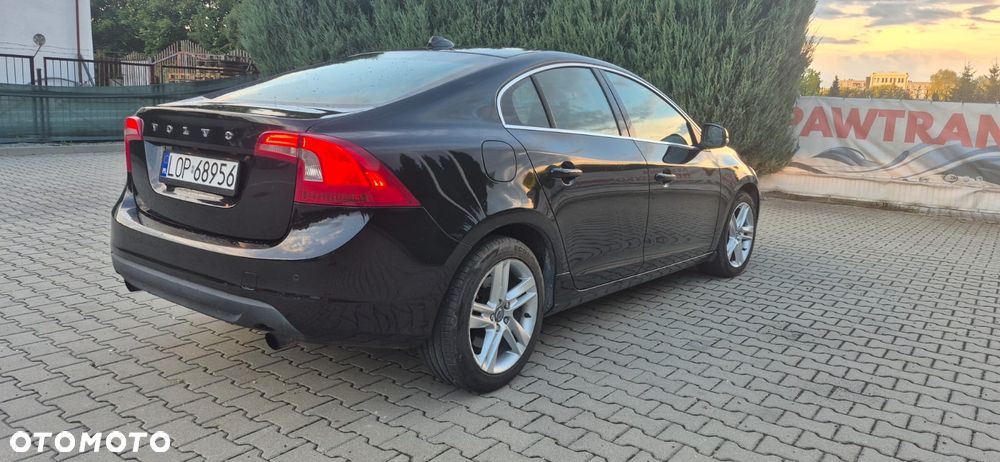 Volvo S60 - 2