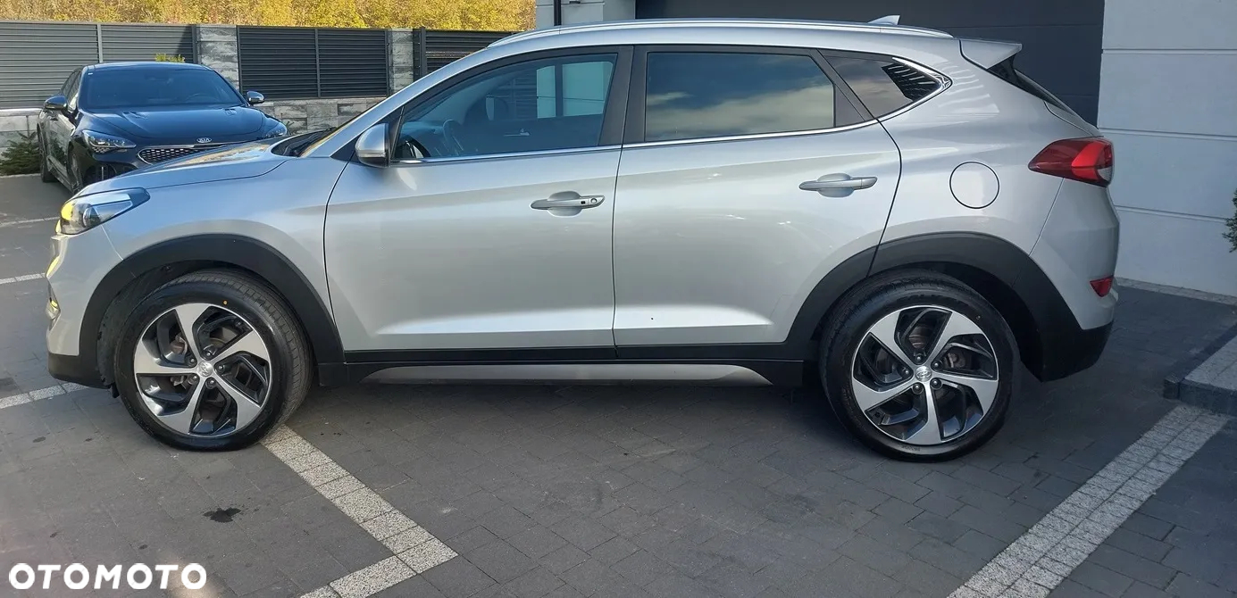 Hyundai Tucson blue 1.7 CRDi 2WD Advantage - 9